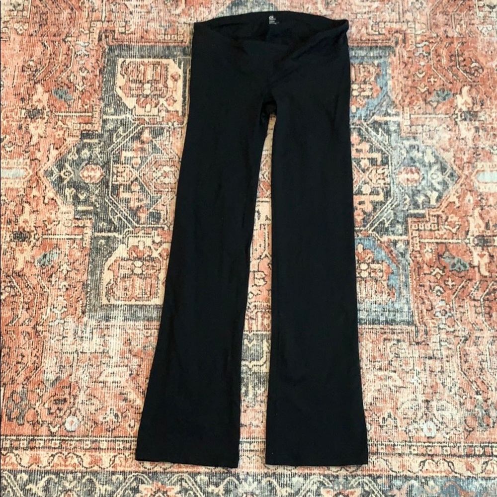 Gap maternity workout leggings